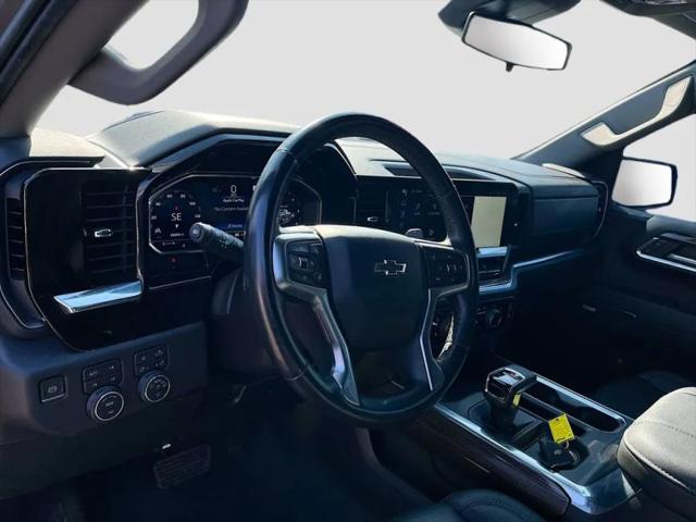 2023 Chevrolet Silverado 1500 4WD Crew Cab Short Bed RST