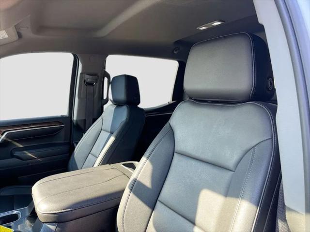 2023 Chevrolet Silverado 1500 4WD Crew Cab Short Bed RST