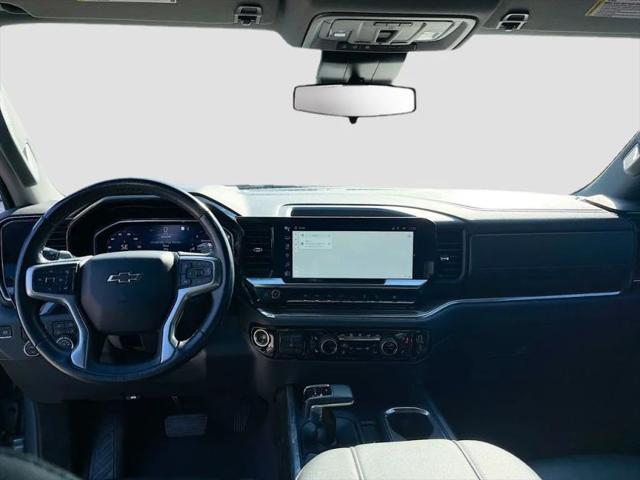 2023 Chevrolet Silverado 1500 4WD Crew Cab Short Bed RST