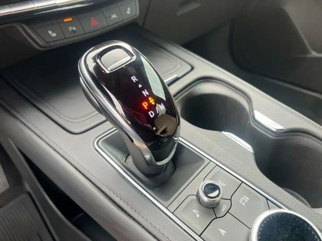 2024 Cadillac XT4 FWD Luxury