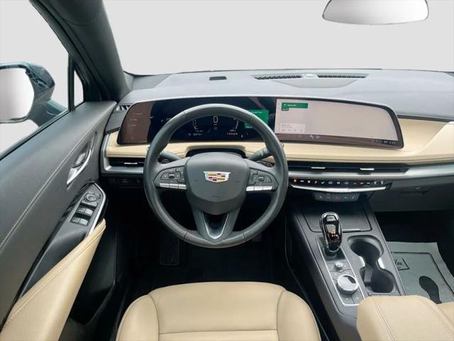 2024 Cadillac XT4 FWD Luxury