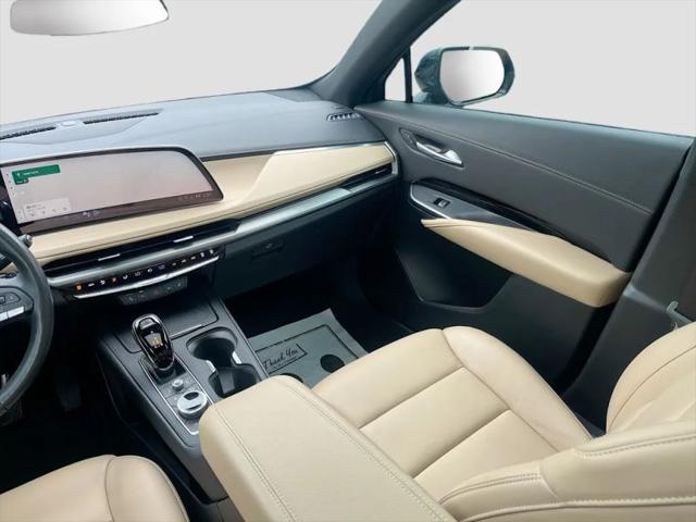 2024 Cadillac XT4 FWD Luxury