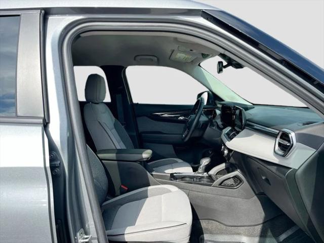 2024 Chevrolet TrailBlazer FWD LT