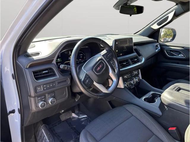 2022 GMC Yukon XL 4WD SLE