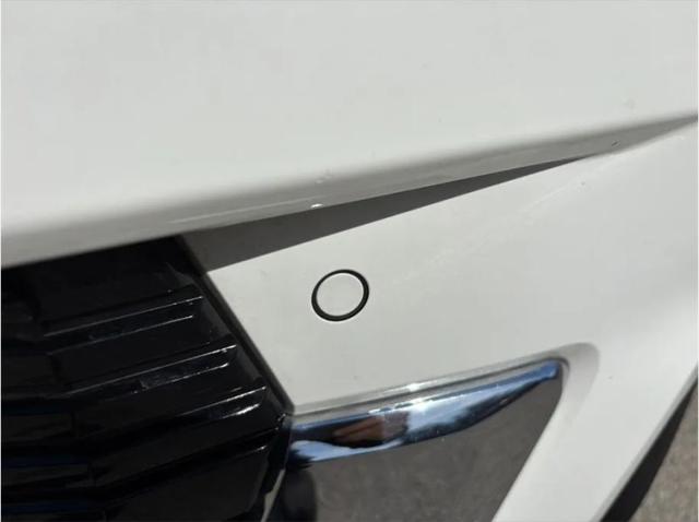 2022 GMC Yukon XL 4WD SLE