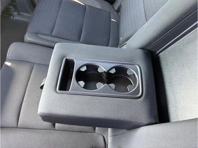 2022 GMC Yukon XL 4WD SLE