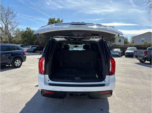 2022 GMC Yukon XL 4WD SLE