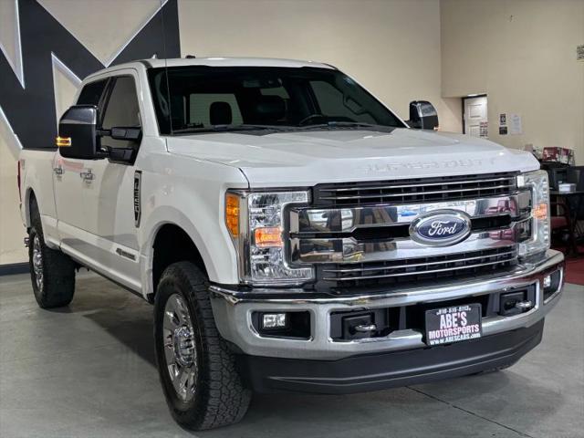 2017 Ford F-350 LARIAT