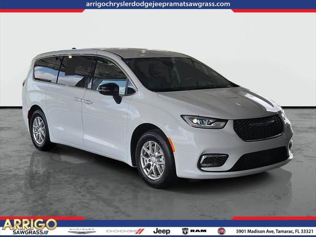2026 Chrysler Pacifica Select for sale in Tamarac, FL
