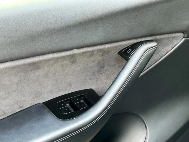 2021 Tesla Model Y Standard Range Rear-Wheel Drive