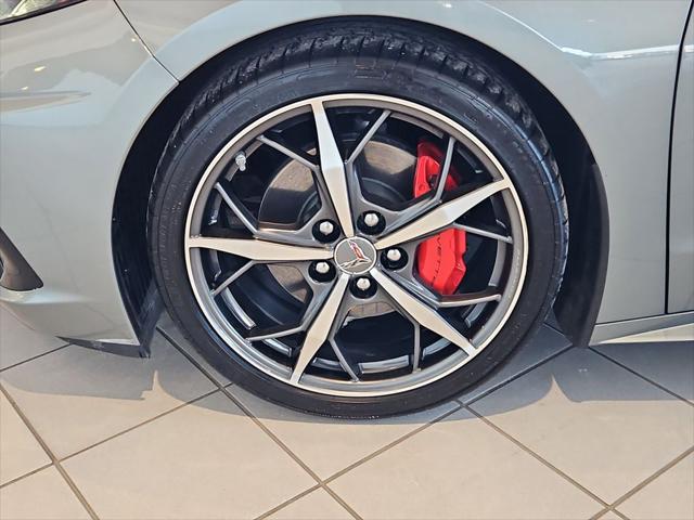 2023 Chevrolet Corvette Stingray RWD Convertible 2LT