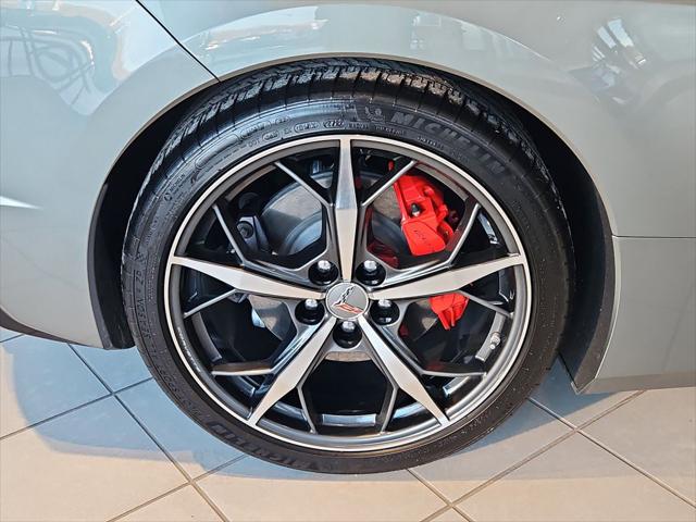 2023 Chevrolet Corvette Stingray RWD Convertible 2LT