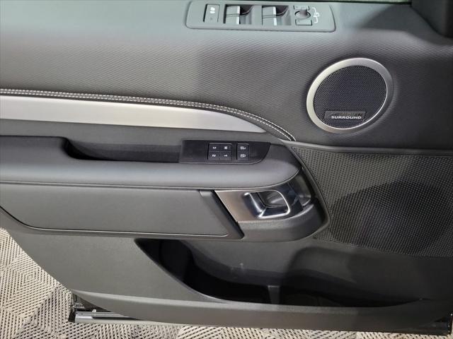 2026 Land Rover Discovery Gemini Edition