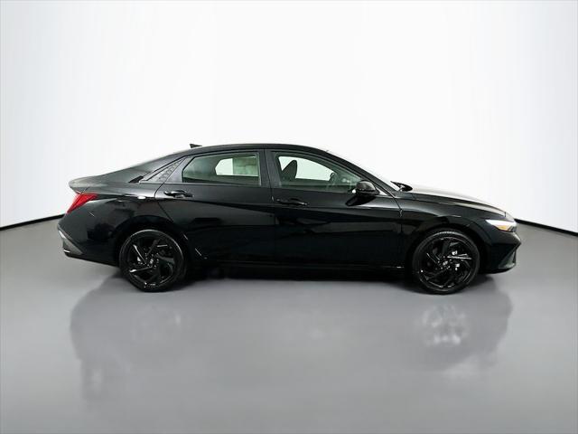 2026 Hyundai Elantra Hybrid SEL Sport