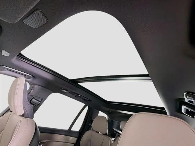 2026 Volvo XC90 Plus, B6 AWD Gas (mild hybrid), Gasoline, Bright, 7 Seats