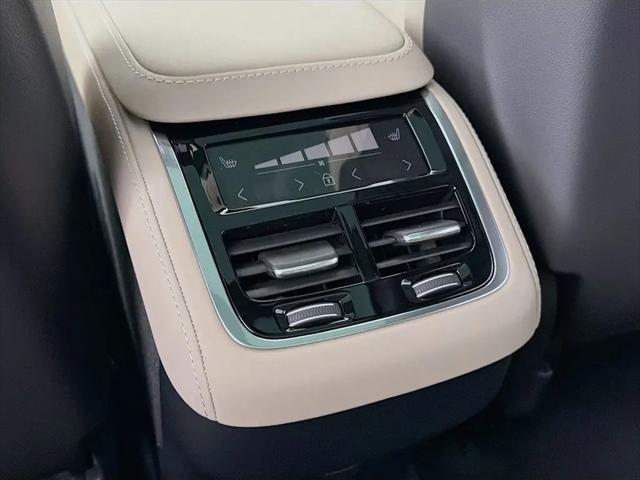 2026 Volvo XC90 Plus, B6 AWD Gas (mild hybrid), Gasoline, Bright, 7 Seats