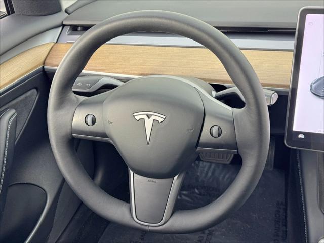 2021 Tesla Model 3 Standard Range Plus Rear-Wheel Drive