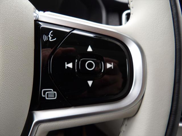 2026 Volvo XC90 Plug-In Hybrid Ultra, T8 AWD, Electric/Gasoline, Bright, 7 Seats