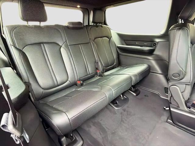2026 Jeep Grand Wagoneer Limited Altitude 4x4