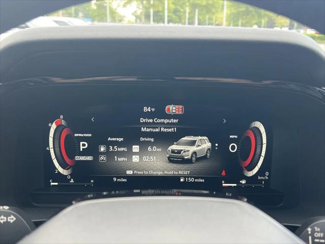 2026 Nissan Pathfinder SL