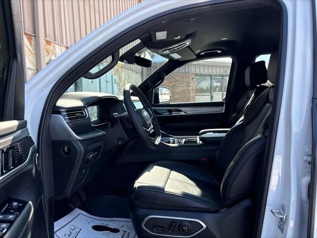 2026 Jeep Grand Wagoneer Limited Altitude 4x4