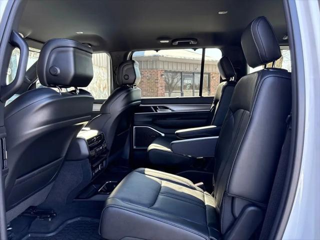 2026 Jeep Grand Wagoneer Limited Altitude 4x4