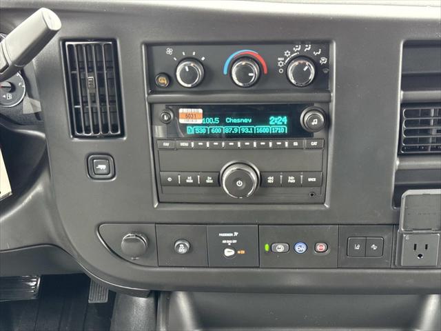 2026 Chevrolet Express Cargo Van 2500 Regular Wheelbase, WT, RWD