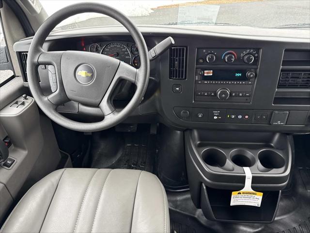 2026 Chevrolet Express Cargo Van 2500 Regular Wheelbase, WT, RWD