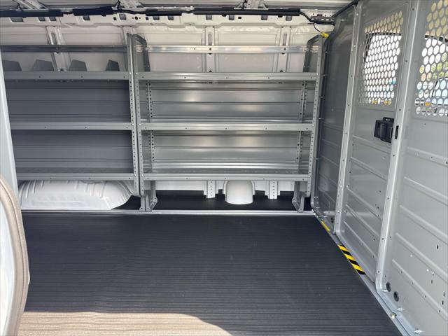 2026 Chevrolet Express Cargo Van 2500 Regular Wheelbase, WT, RWD