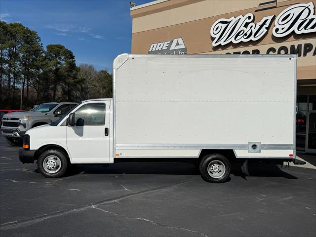 2015 Chevrolet Express Cutaway 3500