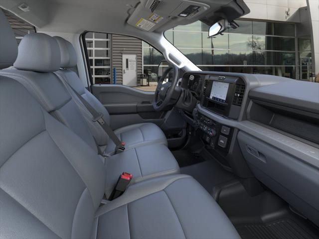 2025 Ford 600 XL