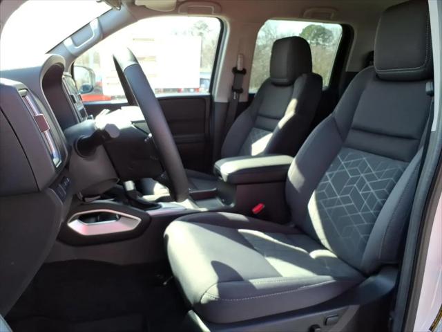 2026 Nissan Frontier Crew Cab Long Bed SV 4x2