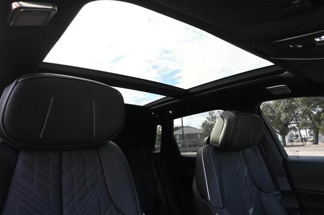 2026 Cadillac iQ V-Series Premium AWD