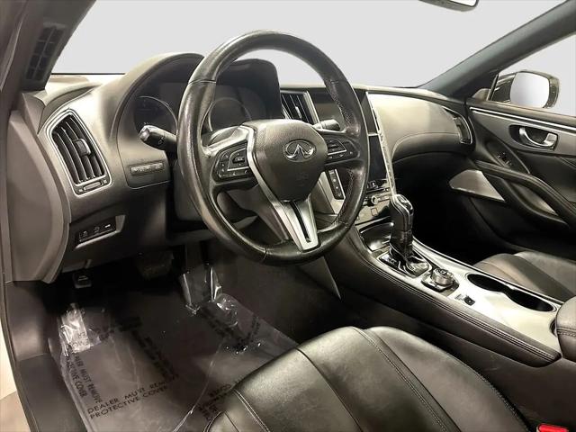 2017 INFINITI Q60 2.0t Premium