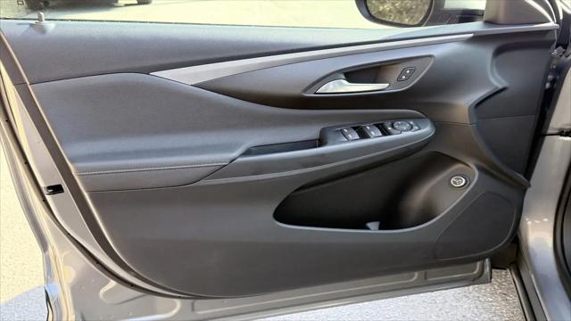 2026 Buick NV Preferred FWD