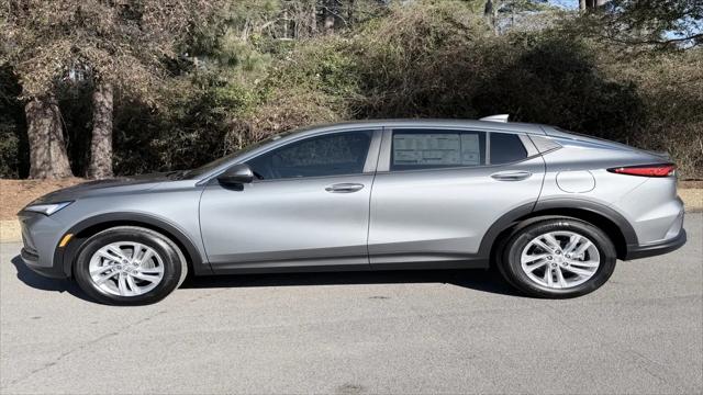 2026 Buick NV Preferred FWD