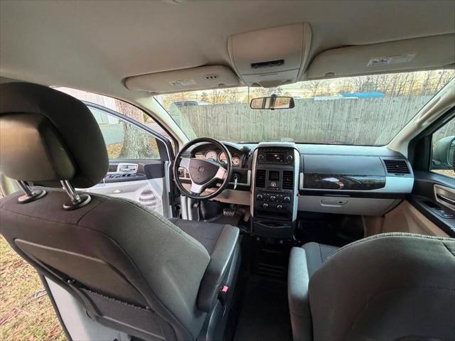 2010 Dodge Grand Caravan SXT
