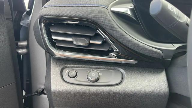 2026 Buick NV Sport Touring FWD