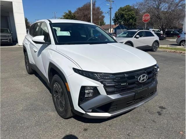 2026 Hyundai Tucson Hybrid Blue SE