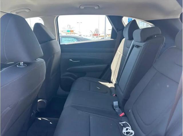 2026 Hyundai Tucson Hybrid Blue SE
