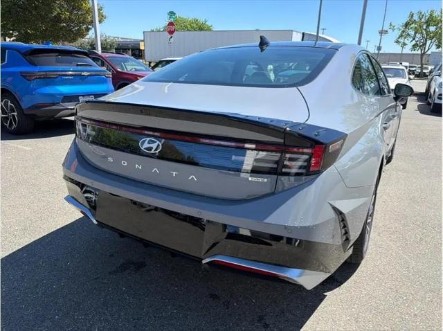 2026 Hyundai Sonata Hybrid Limited