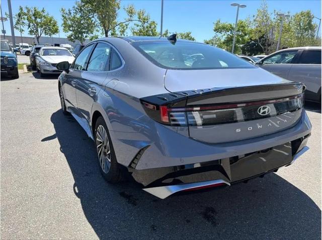 2026 Hyundai Sonata Hybrid Limited