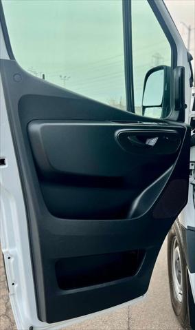2024 Mercedes-Benz Sprinter 2500 Standard Roof 4-Cyl Diesel HO