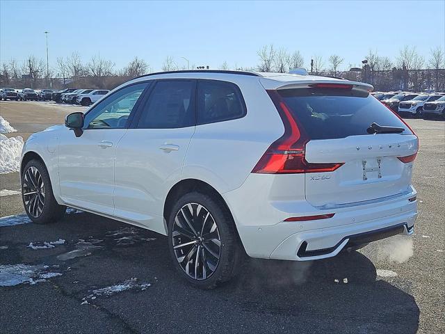 2026 Volvo XC60 Plug-In Hybrid Ultra, T8 AWD Electric/Gasoline, Dark