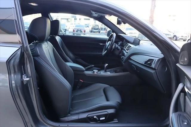 2017 BMW M2 Standard