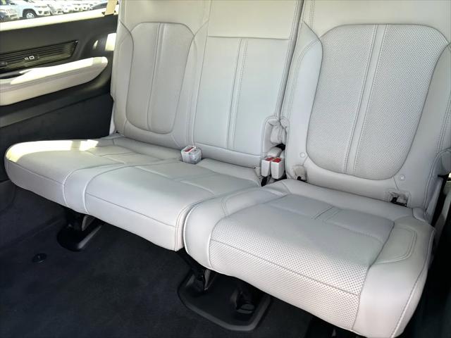 2026 Jeep Grand Wagoneer L Summit Obsidian 4x4