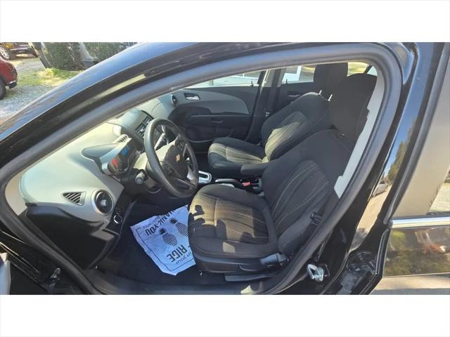 2016 Chevrolet Sonic LT Auto