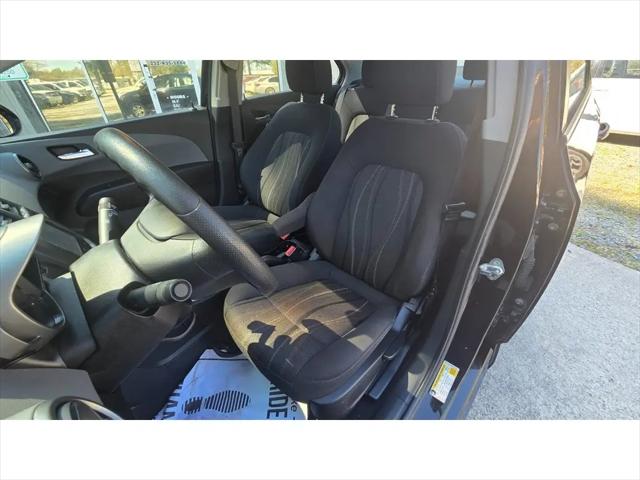 2016 Chevrolet Sonic LT Auto