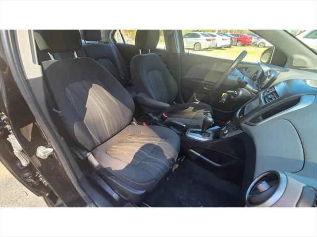 2016 Chevrolet Sonic LT Auto