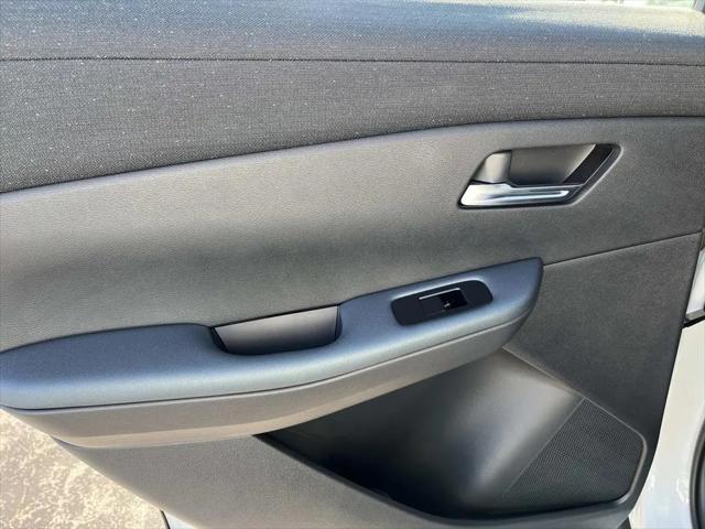 2026 Nissan LEAF PLATINUM+